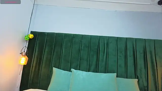 Melody_Horney élő XXX-chatje