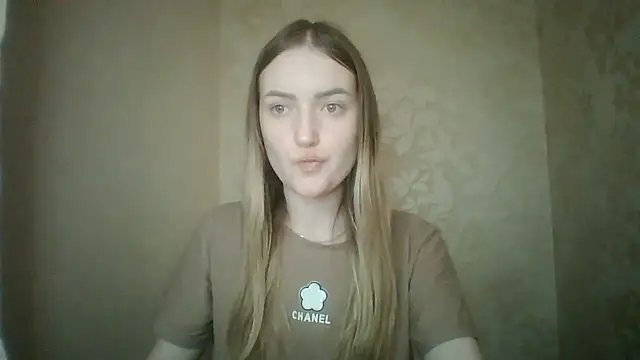Онлайн чат XXX Lisanta
