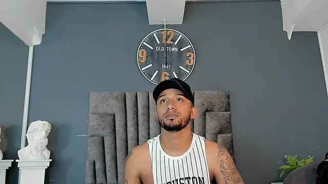 Czat XXX na żywo – Robin_Rief
