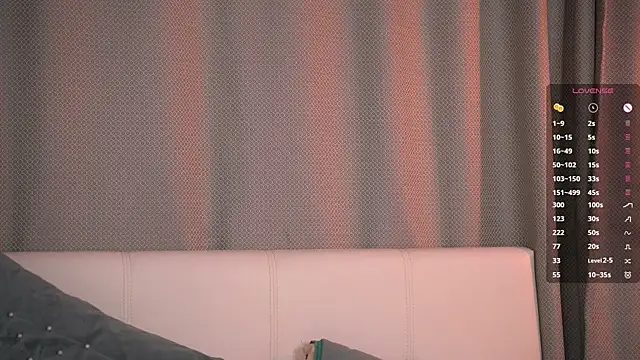 XXX chat uživo modela HuldaAutman
