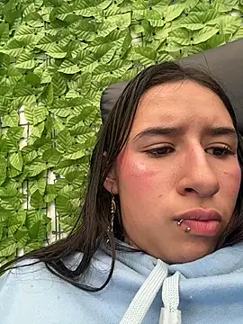 LilyRossi_ élő XXX-chatje