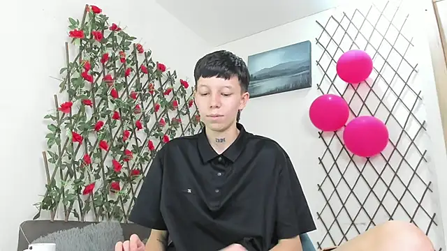 Chat +18 de LiamBrown09 ao vivo
