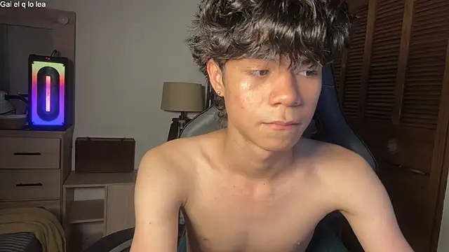 OopsAgain_ Live XXX Chat