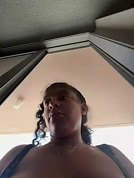 allybluee777 Chat XXX in diretta