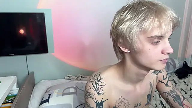 mia_side: вебкам-шоу