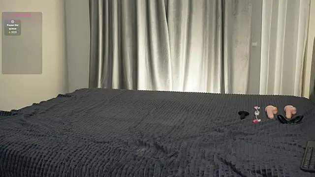 Nik_Sharp élő XXX-chatje