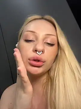 DayaFoxy Chat XXX live