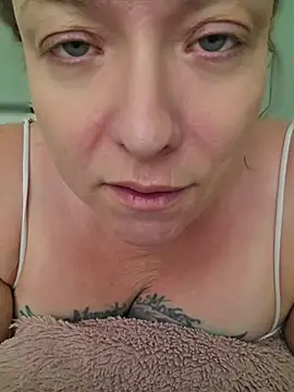 julimonroe 现场XXX聊天