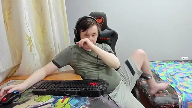 iliaskrislove Chat XXX live