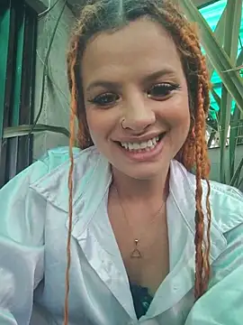 Cataleya_16 Adlı Modelin Canlı XXX Sohbeti