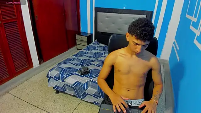 efrain_boy Live XXX-chat