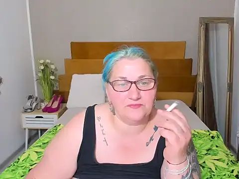 Sugarmommy_69X's Live XXX Chat