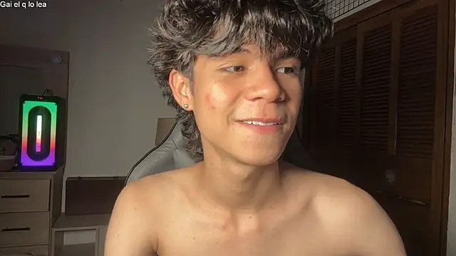 OopsAgain_ Live XXX-chat