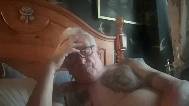 poggles লাইভ XXX চ্যাট