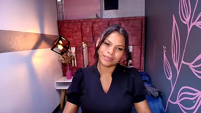 Camila__Reyes_'s Live XXX Chat