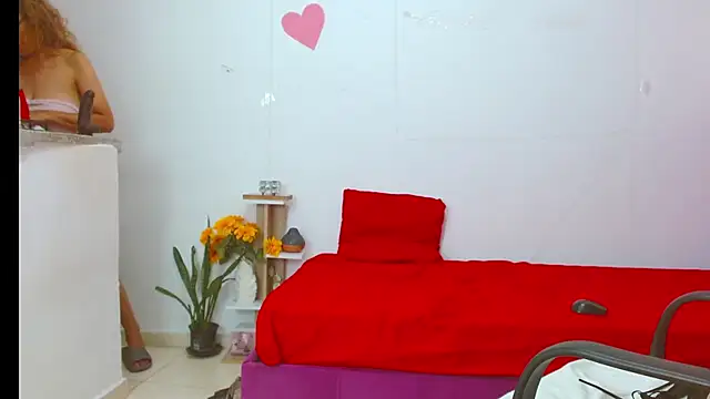 Chat +18 de chantalsemenova1 ao vivo