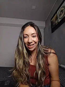 Laly_dolcee's Live XXX Chat