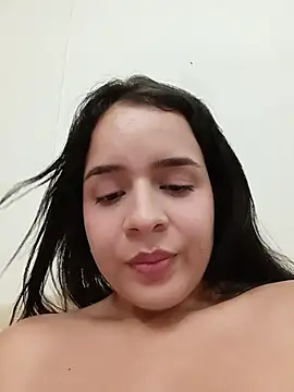 Chatroom XXX en direct de Julieth_hot-69