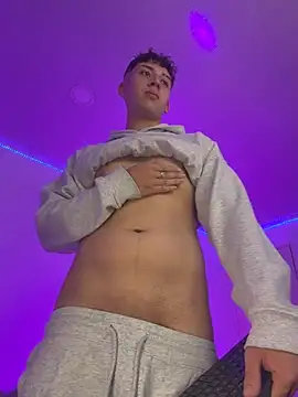 OLIVER_K Live XXX-chat