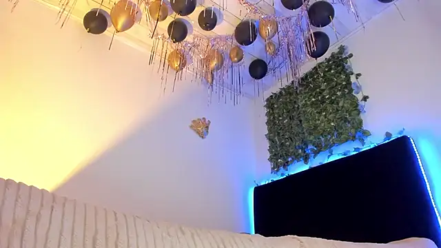 Chat +18 de liam_topson ao vivo
