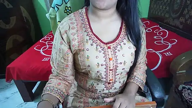 BengaliQueenStar live XXX chat