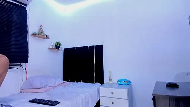 Show de angel_boy02 na webcam