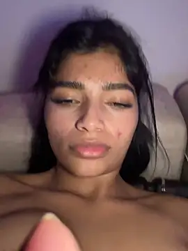 AgathaGeorgiou Chat XXX in diretta