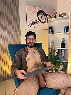Chatroom XXX en direct de DomBoy_