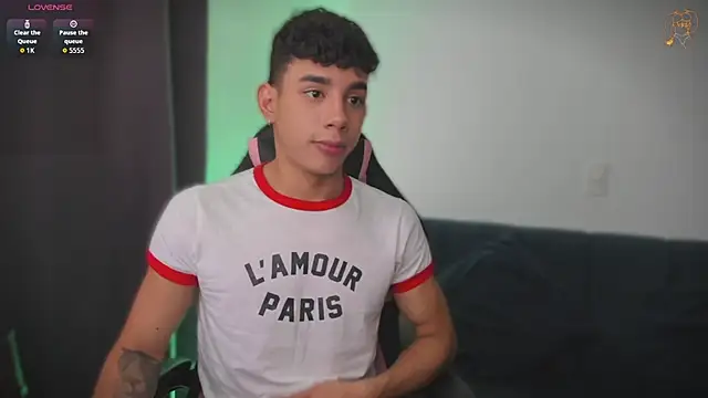 Онлайн чат XXX andy_cute22