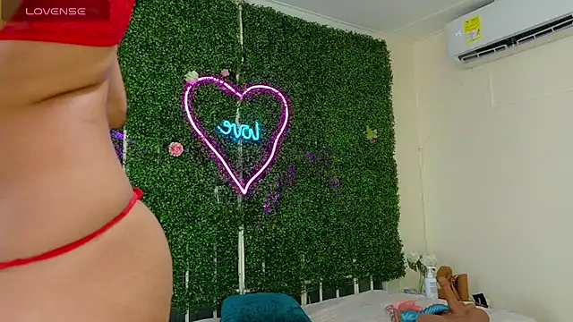 emy_0 Live XXX-chat
