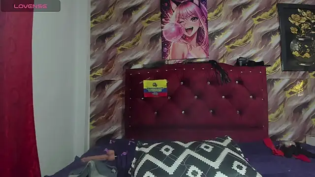 karlaaHott Chat XXX live