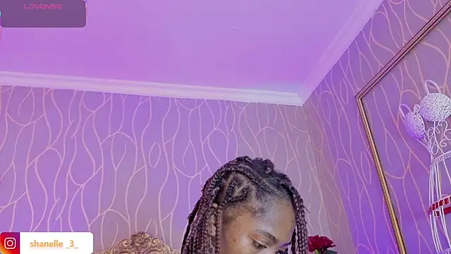 Shanelle__ – Naživo XXX chat