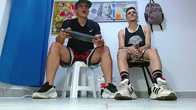almighty_god Chat XXX live