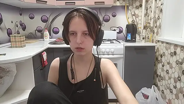 Chat +18 de Saranade ao vivo