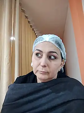 valeria1883 Adlı Modelin Canlı XXX Sohbeti