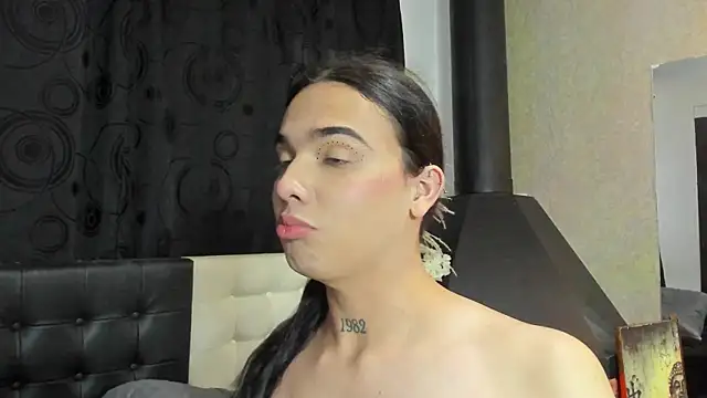 Živý XXX chat Almaazz
