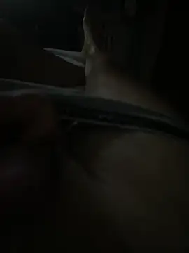 XXX chat uživo modela Adoro99