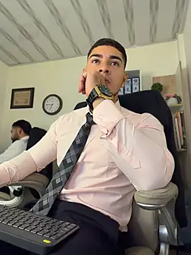 Dimitri_Colleman Adlı Modelin Canlı XXX Sohbeti