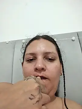 Mia_HamptonのライブXXXチャット