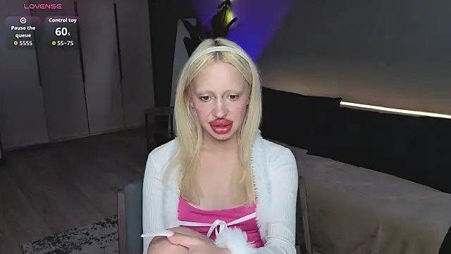دردشة Luna_Beverly الجنسية المباشرة