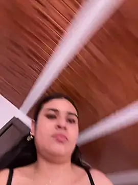 IKER-FARA Adlı Modelin Canlı XXX Sohbeti
