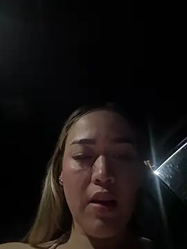 Danielavegax 在線直播表演