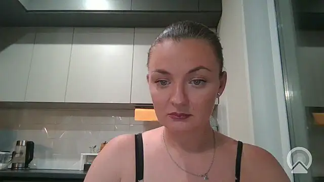 XXX chat uživo modela Zorelyva