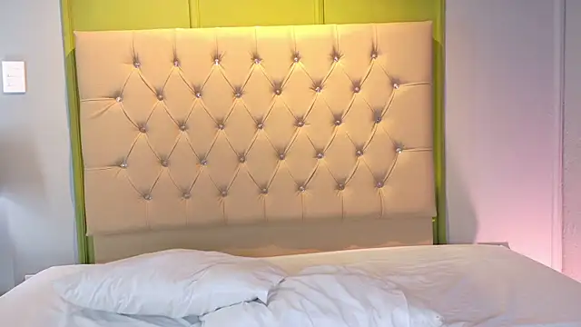 EmmaLawrence_ Chat XXX in diretta