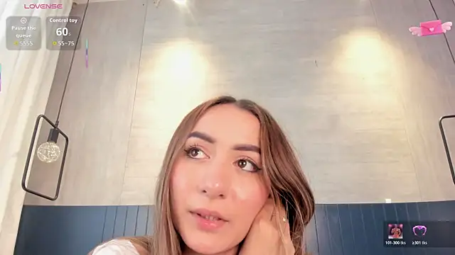 MuseumOFvanne's Live XXX Chat