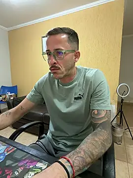 MeladoDiMel élő XXX-chatje