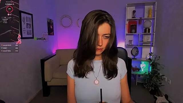 Chatroom XXX en direct de veronica_bubble