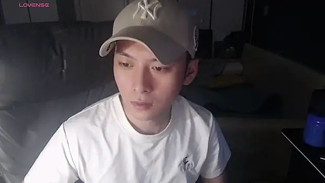 Онлайн чат XXX yichen008