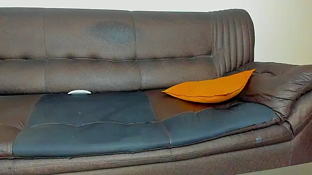 KingAura8 – Naživo XXX chat