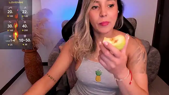 chloerossi লাইভ XXX চ্যাট